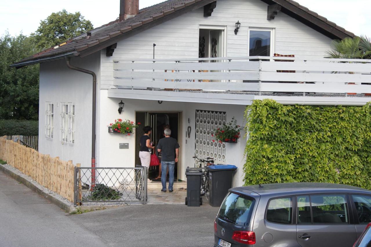 Ferienwohnung Das Inge Die Oberne In Bernau Bernau am Chiemsee Eksteriør bilde